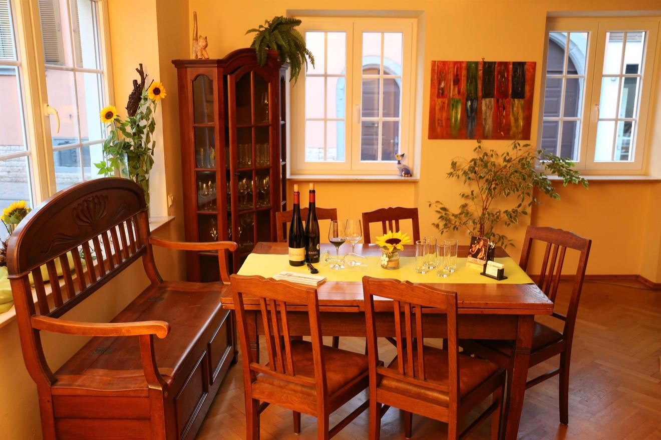 Holz-Weisbrodt - Winery